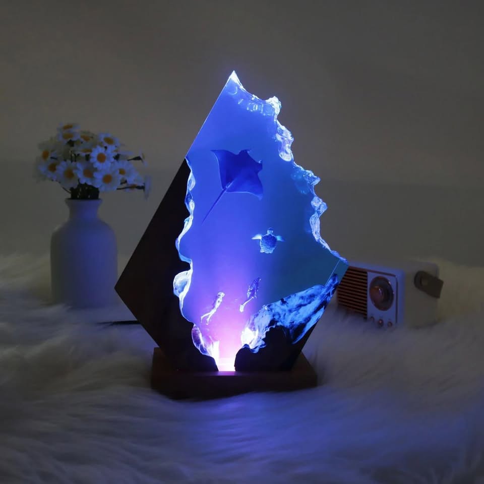 Manta ray, turtle, diver, wood sculpture, epoxy resin lamp（ Best Gift 🎁 ）